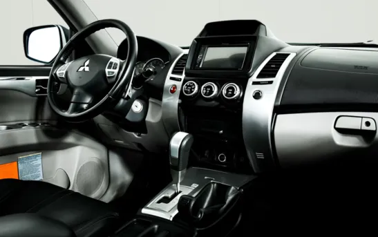 Mitsubishi Pajero Sport 2.50 автоматическая, фото №1