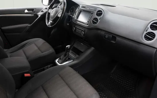 Volkswagen Tiguan 2.00 автоматическая, фото №1