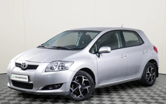 Toyota Auris 1.60 механика, фото №1