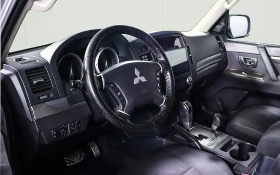 Mitsubishi Pajero 3.00 автоматическая, фото №1