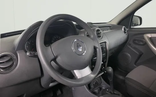 Renault Duster 2.00 автоматическая, фото №1