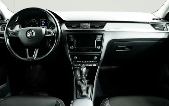 Skoda Rapid 1.40 робот, фото №1