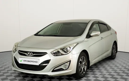 Hyundai i40 2.00 автоматическая, фото №1