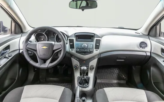 Chevrolet Cruze 1.60 механика, фото №1