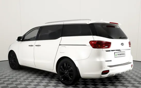 Kia Carnival 2.20 автоматическая, фото №1