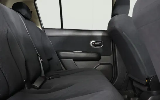 Nissan Tiida 1.60 автоматическая, фото №1