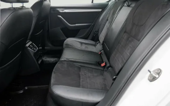 Skoda Octavia 1.80 механика, фото №1