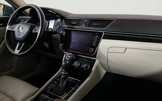 Skoda Superb 1.80 робот, фото №1