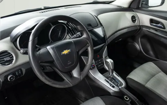 Chevrolet Cruze 1.60 автоматическая, фото №1