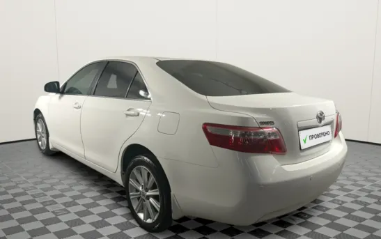 Toyota Camry 2.40 автоматическая, фото №1