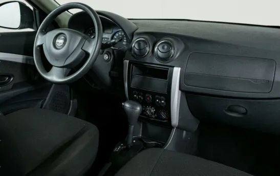 Nissan Almera 1.60 автоматическая, фото №1