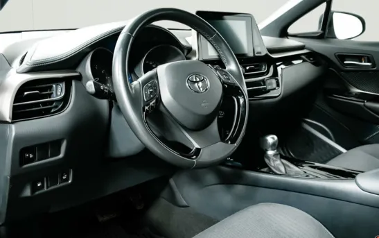 Toyota C-HR 2.00 вариатор, фото №1