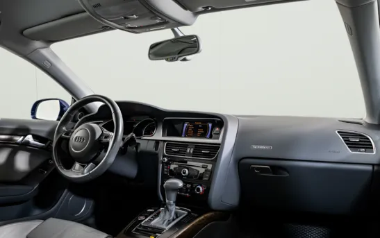 Audi A5 2.00 робот, фото №1