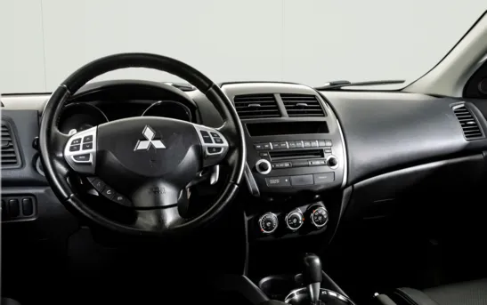Mitsubishi ASX 1.80 вариатор, фото №1
