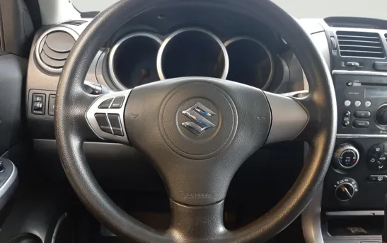 Suzuki Grand Vitara 2.00 автоматическая, фото №1