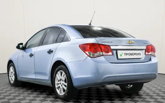 Chevrolet Cruze 1.60 механика, фото №1