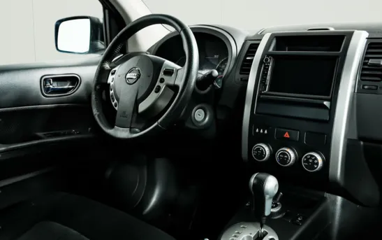 Nissan X-Trail 2.50 вариатор, фото №1