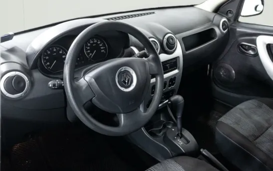 Renault Logan 1.60 автоматическая, фото №1