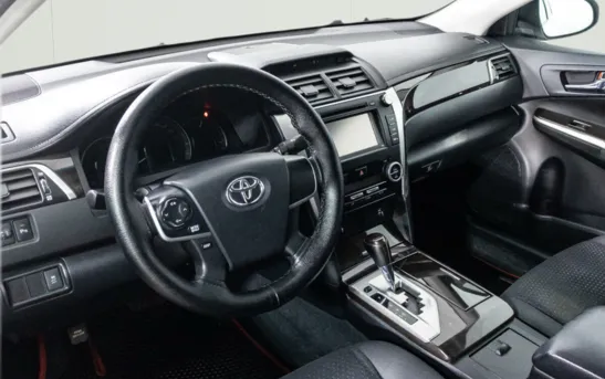 Toyota Camry 2.00 автоматическая, фото №1