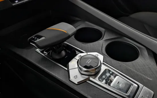 Changan UNI-V 1.50 робот, фото №1