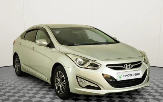 Hyundai i40 2.00 автоматическая, фото №1