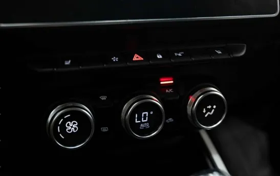 Renault Arkana 1.30 вариатор, фото №1