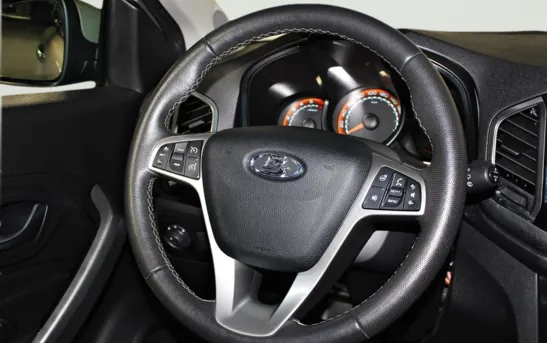 Lada (ВАЗ) XRAY 1.80 робот, фото №1