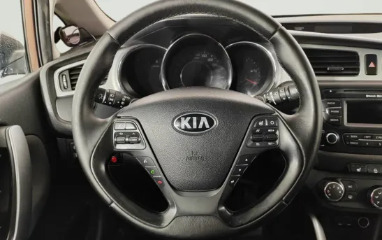 Kia Ceed 1.60 автоматическая, фото №1