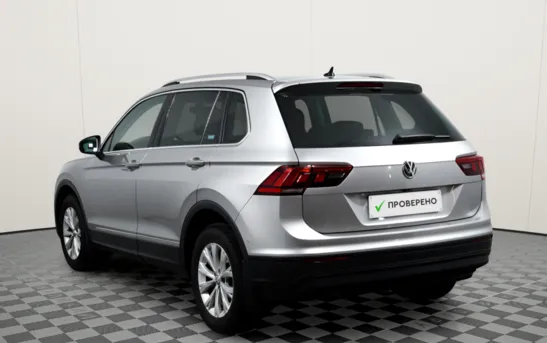 Volkswagen Tiguan 2.00 робот, фото №1