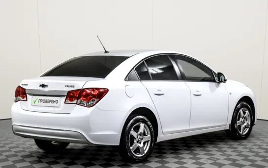 Chevrolet Cruze 1.60 механика, фото №1