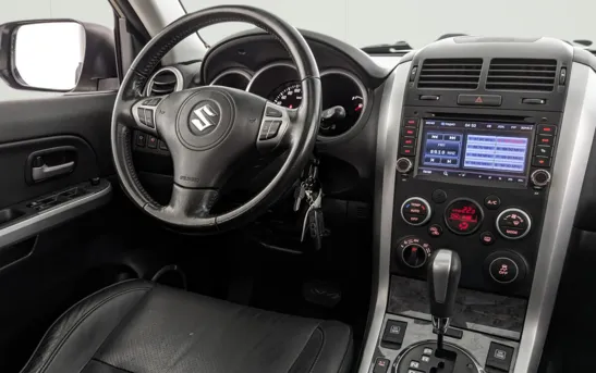 Suzuki Grand Vitara 2.40 автоматическая, фото №1