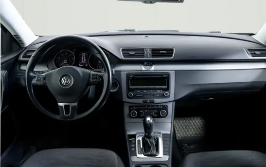 Volkswagen Passat 1.80 робот, фото №1