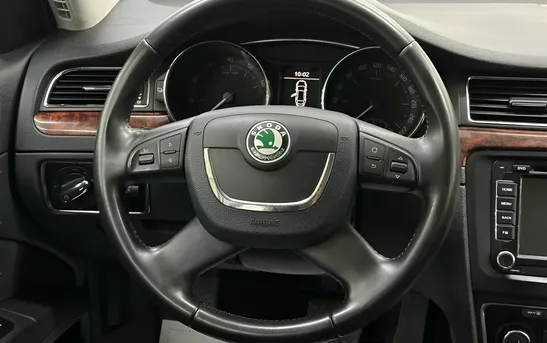 Skoda Superb 1.80 автоматическая, фото №1