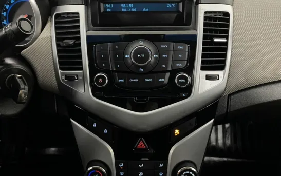 Chevrolet Cruze 1.60 автоматическая, фото №1