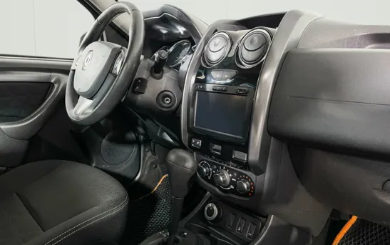 Renault Duster 2.00 автоматическая, фото №1