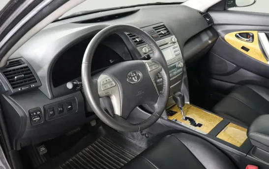 Toyota Camry 2.40 автоматическая, фото №1