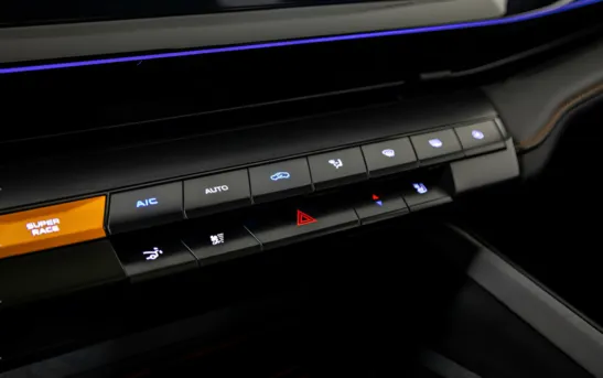 Changan UNI-V 1.50 робот, фото №1