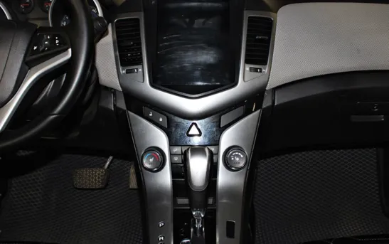 Chevrolet Cruze 1.60 автоматическая, фото №1