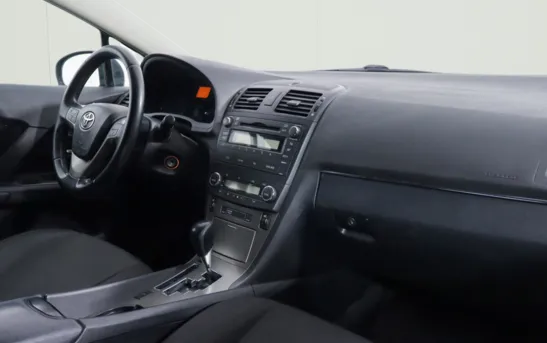 Toyota Avensis 1.80 вариатор, фото №1