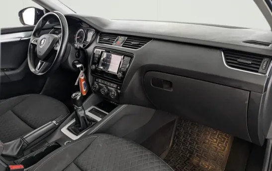 Skoda Octavia 1.80 механика, фото №1