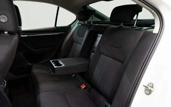 Skoda Octavia 1.60 автоматическая, фото №1