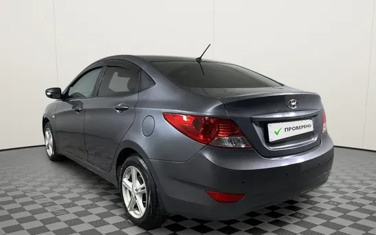 Hyundai Solaris 1.60 механика, фото №1