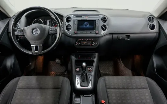 Volkswagen Tiguan 2.00 автоматическая, фото №1