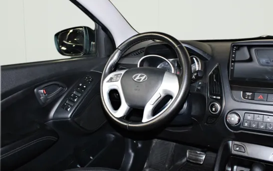 Hyundai ix35 2.00 автоматическая, фото №1
