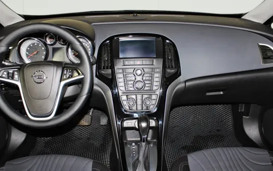 Opel Astra 1.40 автоматическая, фото №1