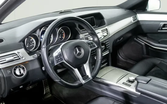 Mercedes-Benz E-Класс 2.00 автоматическая, фото №1