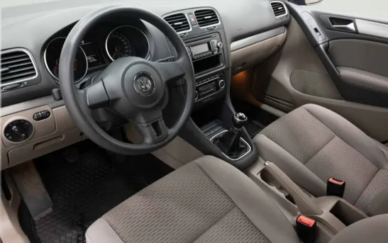 Volkswagen Golf 1.60 механика, фото №1