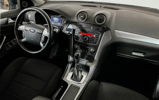 Ford Mondeo 2.30 автоматическая, фото №1