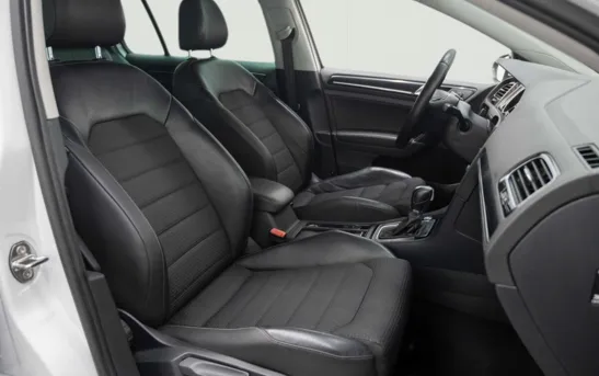 Volkswagen Golf 1.40 робот, фото №1