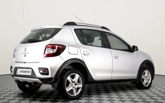 Renault Sandero 1.60 автоматическая, фото №1